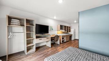 Rideaux occultants, Wi-Fi gratuit, draps fournis