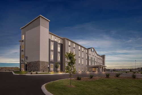 WoodSpring Suites Jackson Hub City