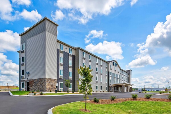 Woodspring Suites Jackson Hub City - Jackson, TN