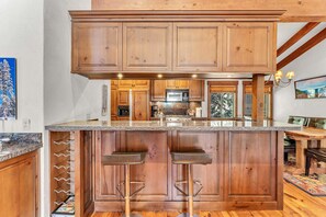 Fridge, microwave, oven, stovetop - 3-Level Incline Village Retreat with Fireplace (Incline Village)