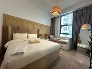 1 slaapkamer, een strijkplank/strijkijzer, wifi, beddengoed