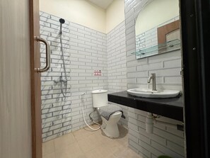 Artículos de tocador gratuitos, toallas, jabón, shampoo