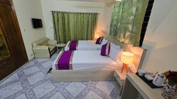 3 Schlafzimmer, Bügeleisen/Bügelbrett, WLAN