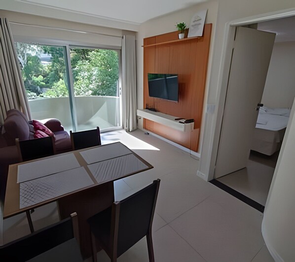 Apartment | 1 bedroom, iron/ironing board, free WiFi