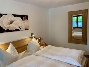 1 quarto, roupa de cama