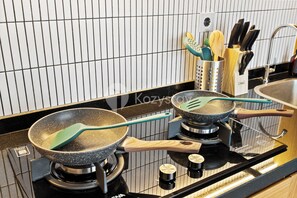 Private kitchen - Tivara Villa by Kozystay - Jimbaran (Jimbaran)