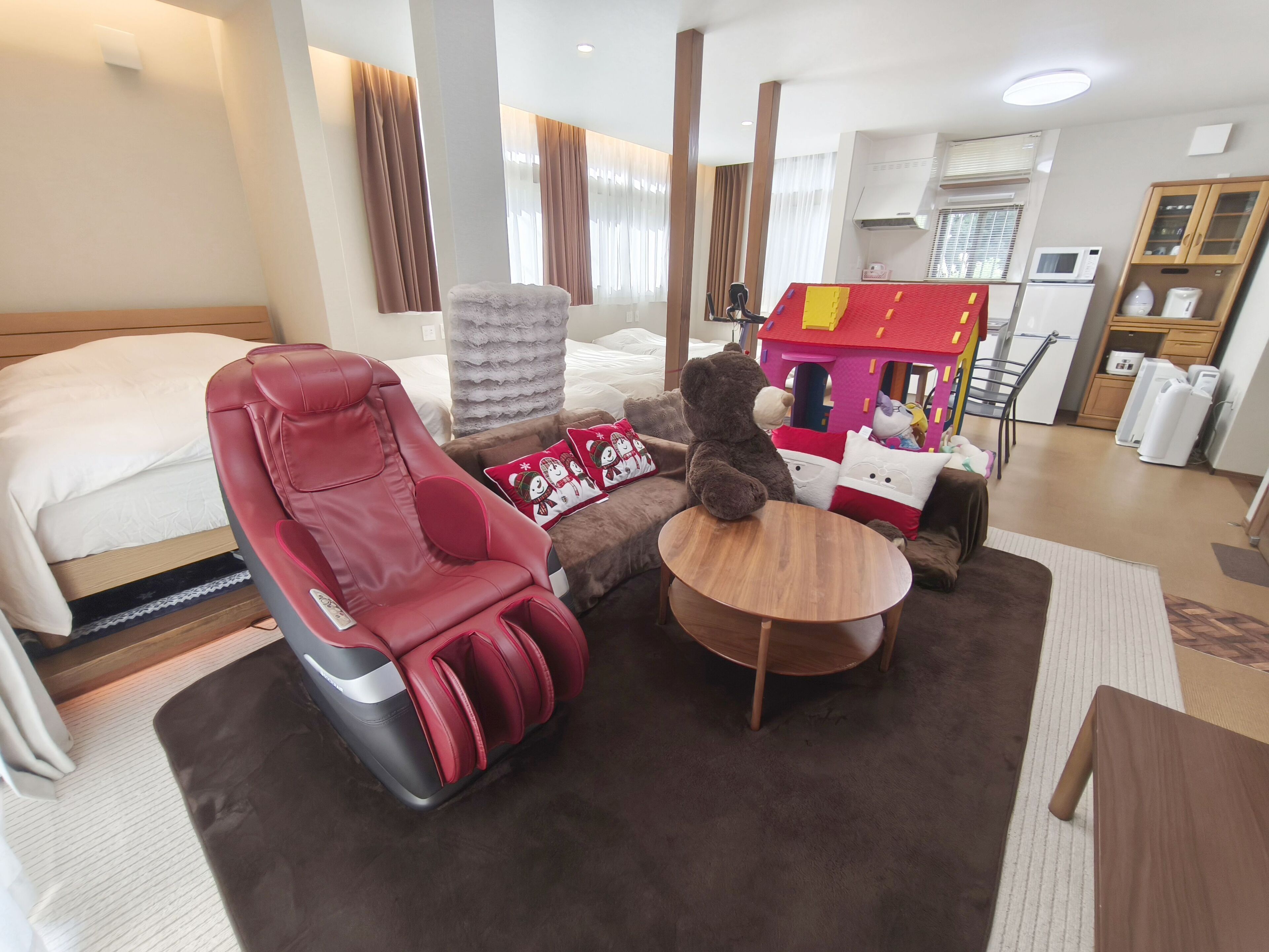 1 habitación, escritorio, wifi gratis y ropa de cama 