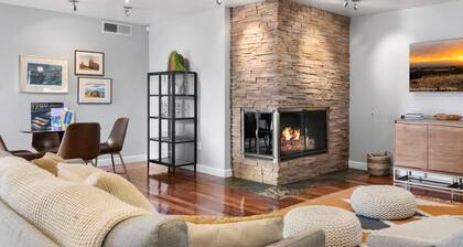 Charming Grande Oasis Heated Pool- An Irvie Home