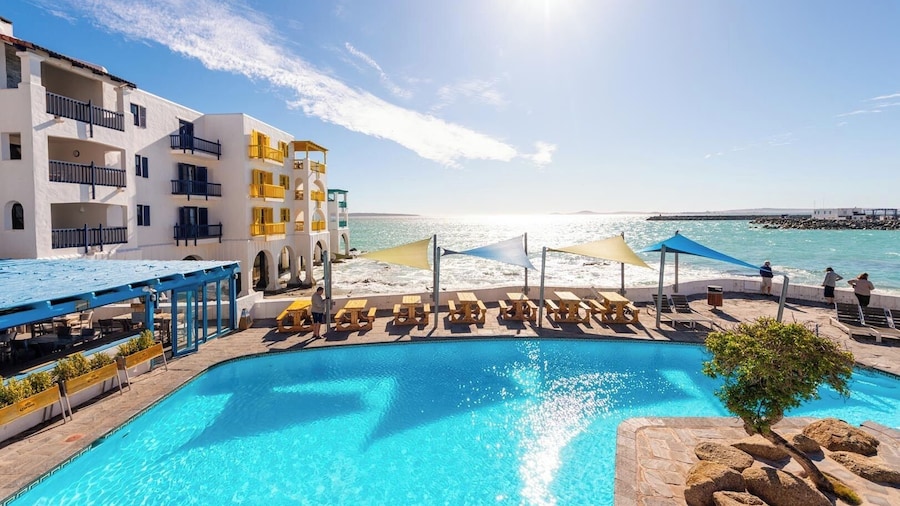 Club Mykonos by First Private Stays