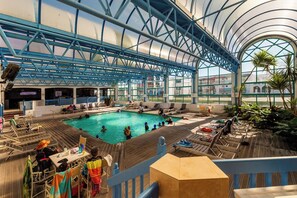Indoor pool, 3 outdoor pools, pool umbrellas, pool loungers