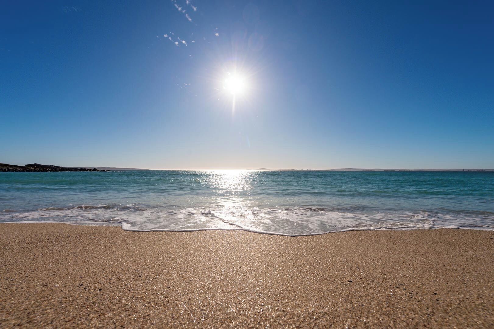 해변에 위치, 비치 바