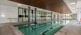 Bright 2-Bed Flat Near City Amenities