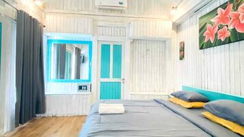 Comfort tweepersoonskamer, balkon, uitzicht op zwembad | Gratis wifi