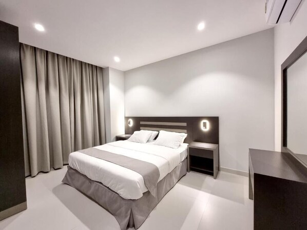 1 bedroom, iron/ironing board, WiFi, bed sheets