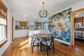 Dining - Welcome to The Schoolhouse – A charming cottage in historic Monticello, Florida. (Monticello)