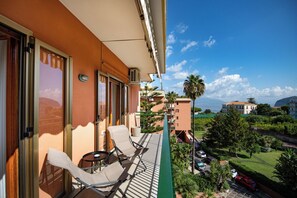 Apartment | Terrace/patio