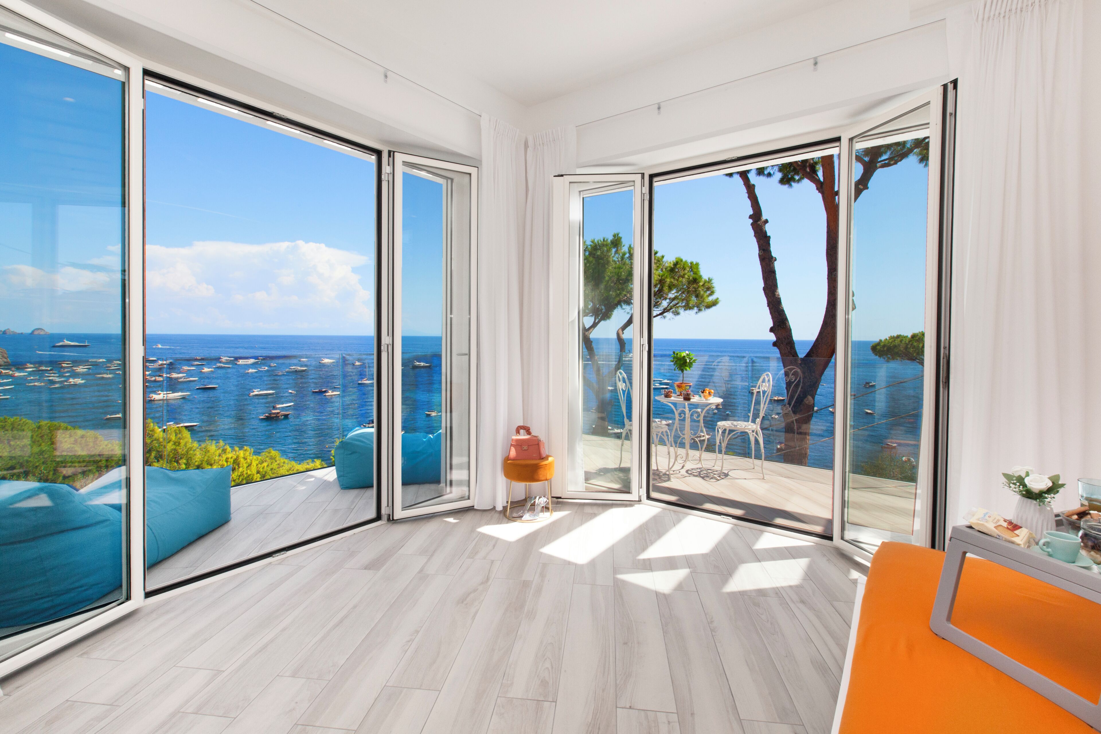 Villa | 6 bedrooms, in-room safe, desk, laptop workspace