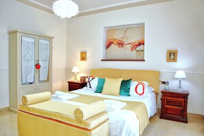 Villa | 4 bedrooms, in-room safe, desk, laptop workspace - Villa Sorrento Coast For Families - Pool & Views (Sant'Agnello)