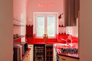 Villa | Private kitchen | Fridge, oven, stovetop, highchair - Elegant Villa In Anacapri | Infinity Pool & Design (Anacapri)