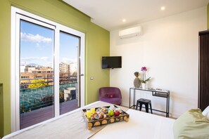 公寓 | 迷你吧、書桌、筆電工作空間、免費無線上網