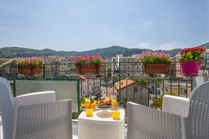 Apartment | Balcony