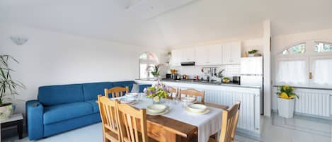 Apartment | In-room dining