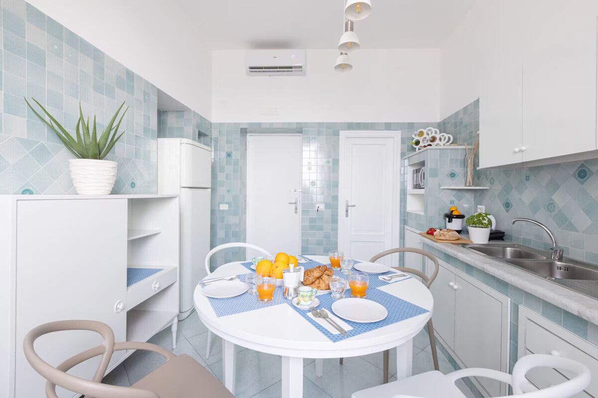Apartment | Dining room