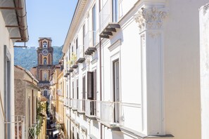 Street view - New Home With Balconies In Sorrento Center (Sorrento)