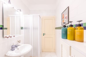 Bathroom - New Home With Balconies In Sorrento Center (Sorrento)