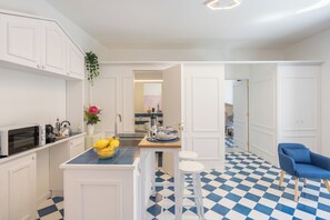 Apartment | Private kitchenette