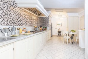 Villa | Private kitchen