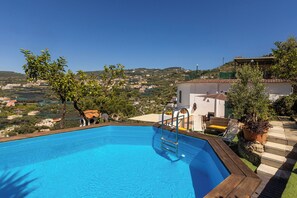 Outdoor pool, sun loungers