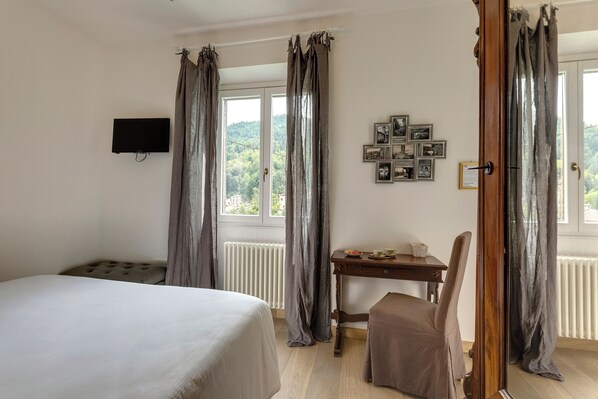 Villa | 7 chambres, coffres-forts dans les chambres, fer et planche à repasser