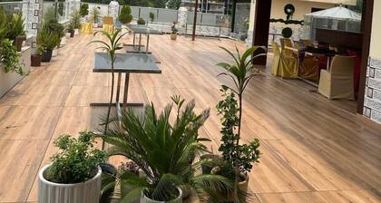 Hotel Anant Restaurant And Bar