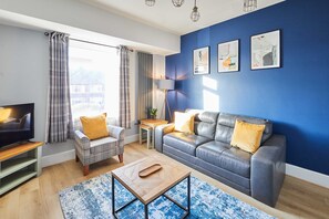 Appartamento | 2 camere, una scrivania