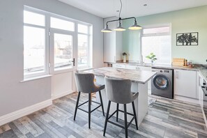 Ferienhaus | 2 Schlafzimmer, Schreibtisch