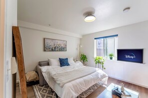 1 chambre, fer et planche à repasser, Wi-Fi, draps fournis