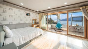 Basic Room, 1 Bedroom (Castle 301) | 1 bedroom, free WiFi