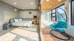 Chambre de base, 1 chambre (Castle 301) | 1 chambre, accès au Wi-Fi (inclus)