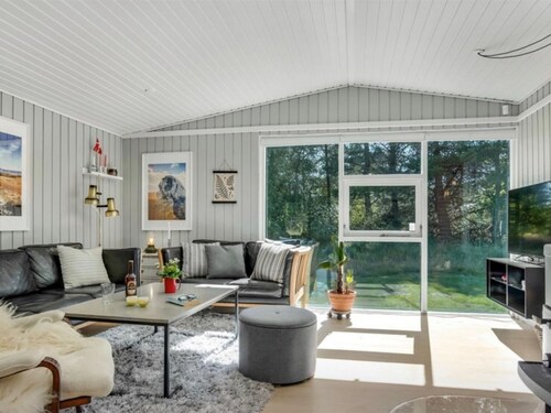"Quiana" - 2km from the sea by Interhome