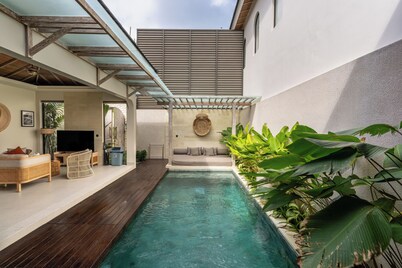 Deneva Villa by Betterplace