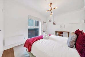 Iron/ironing board, travel cot, free WiFi, bed sheets