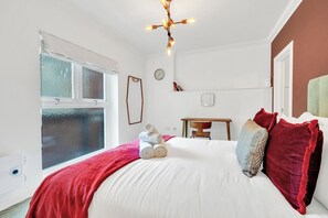 Iron/ironing board, travel cot, free WiFi, bed sheets