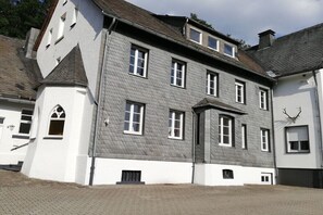 Exterior - Holiday apartment hunting lodge Siedlinghausfloor (Winterberg)