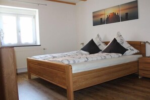 3 bedrooms