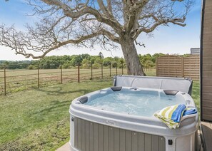 Outdoor spa tub - Vale View is a spacious, modern lodge with open-plan living and stunning views. (Yeovil)