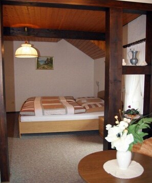 3 Schlafzimmer, Bügeleisen/Bügelbrett, Bettwäsche
