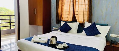 Superior Room | Premium bedding, free WiFi, bed sheets