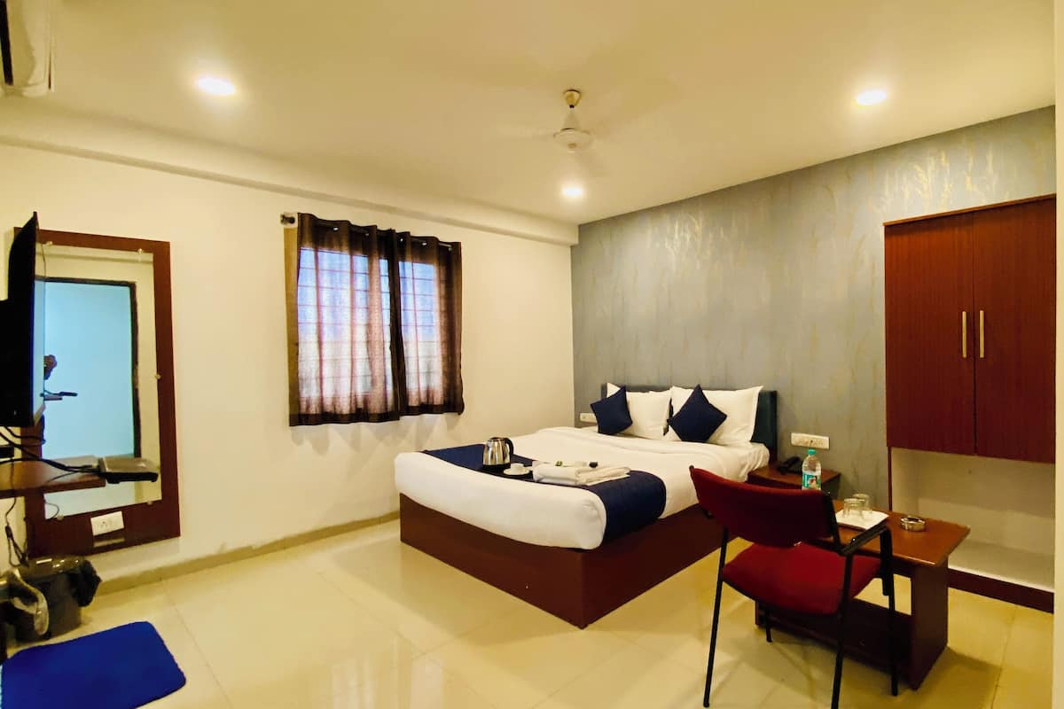 Premium bedding, free WiFi, bed sheets