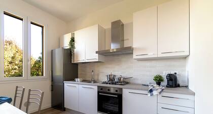 Room-charming Guest Room in Frassino wit